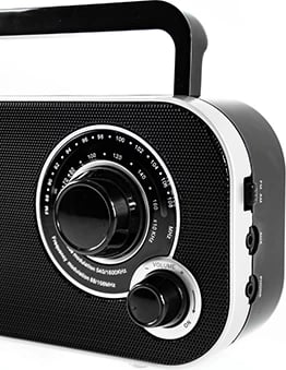 Radio portativ, Adler, CR 1140, FM/AM 2W, prizë 230V dhe 4x AA, e zezë/argjendtë