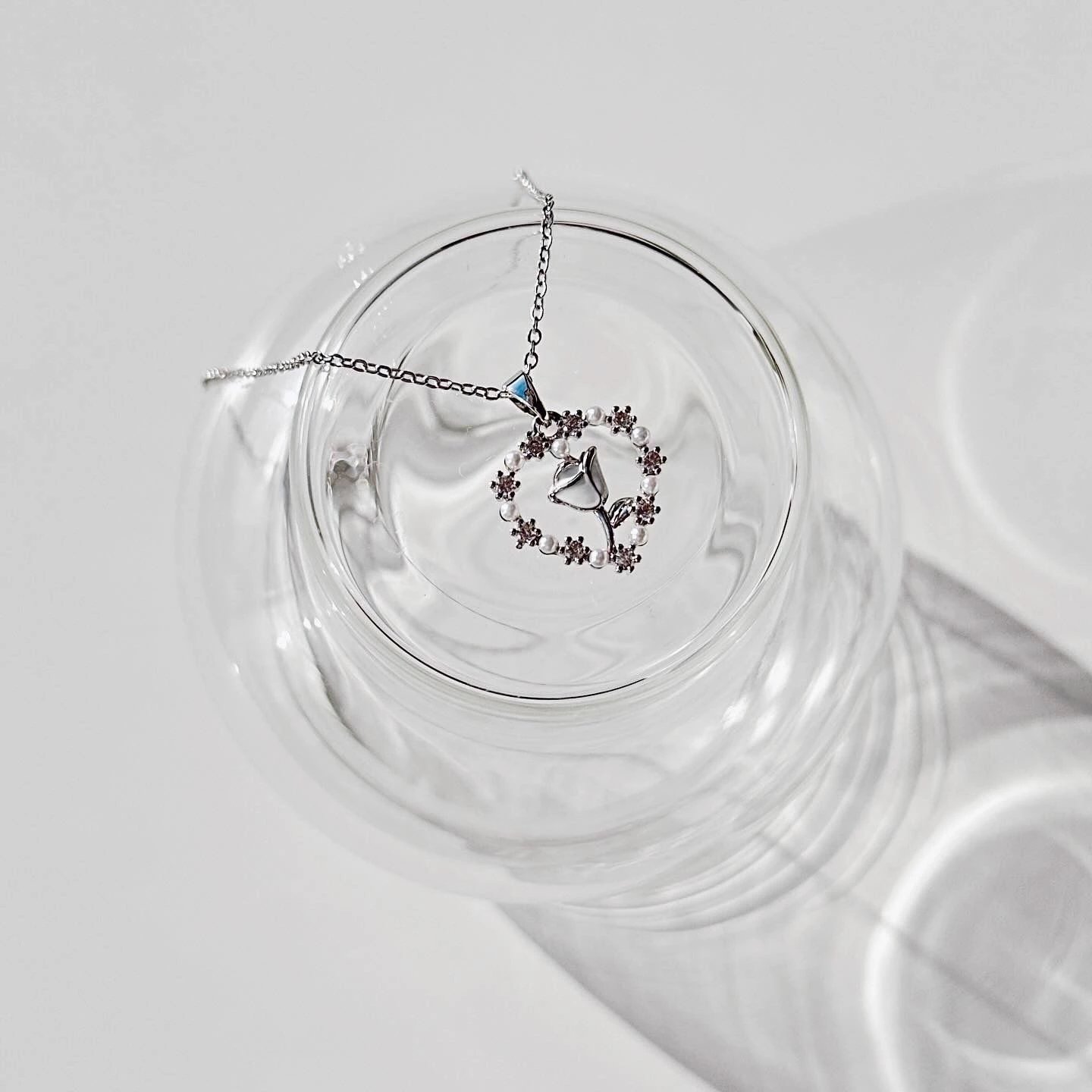 Varëse çeliku Jumeon, Romantica gri