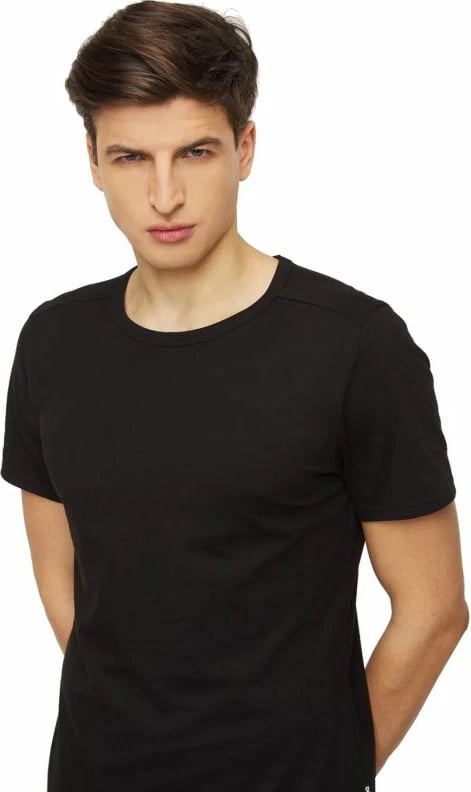 aksesor On për meshkuj, i zi