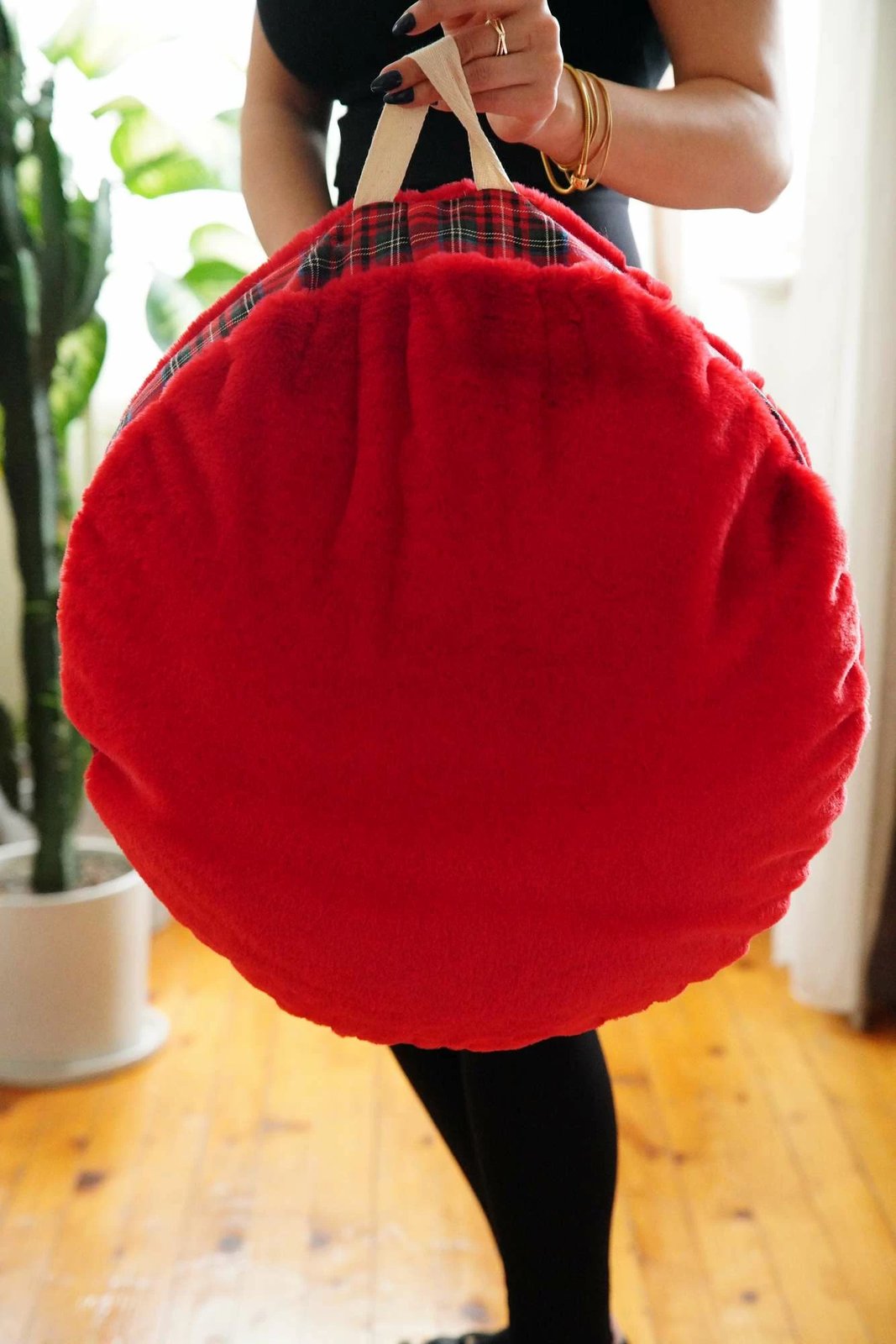 Jastëk dekorativ i kuq, Evila Originals, pelush, 51x51x18cm