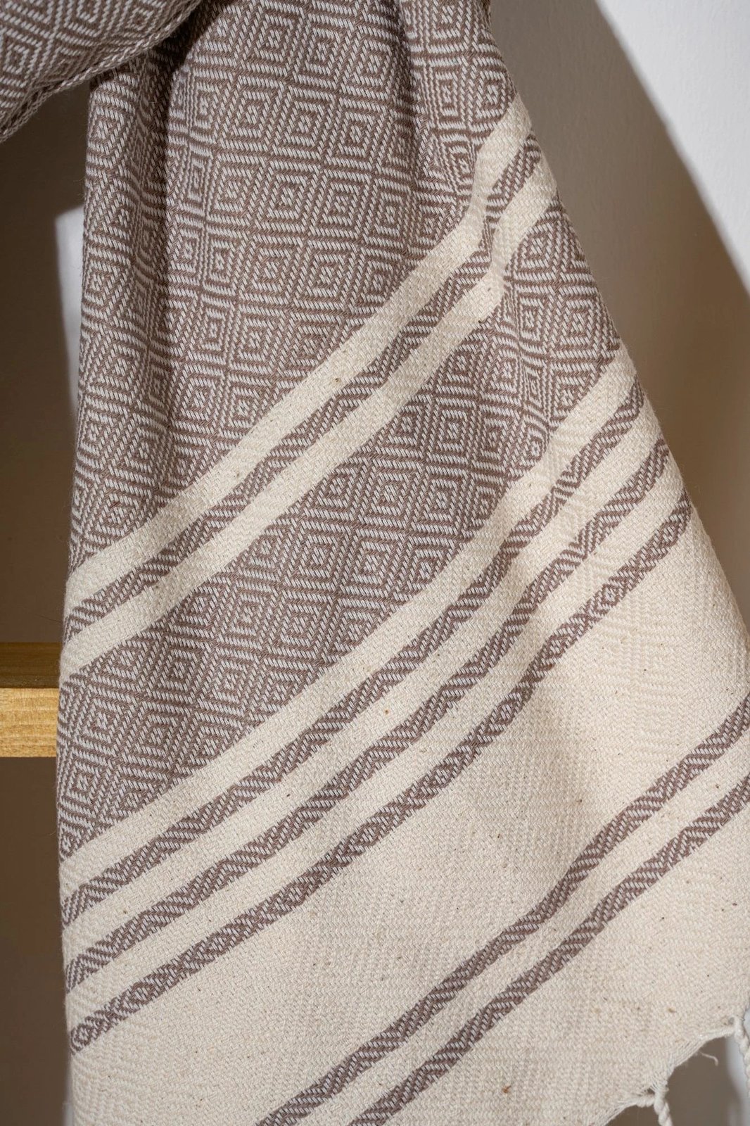 Peshqir plazhi Fouta, model New Diamond, ngjyrë kafe e çelët, Mijolnir