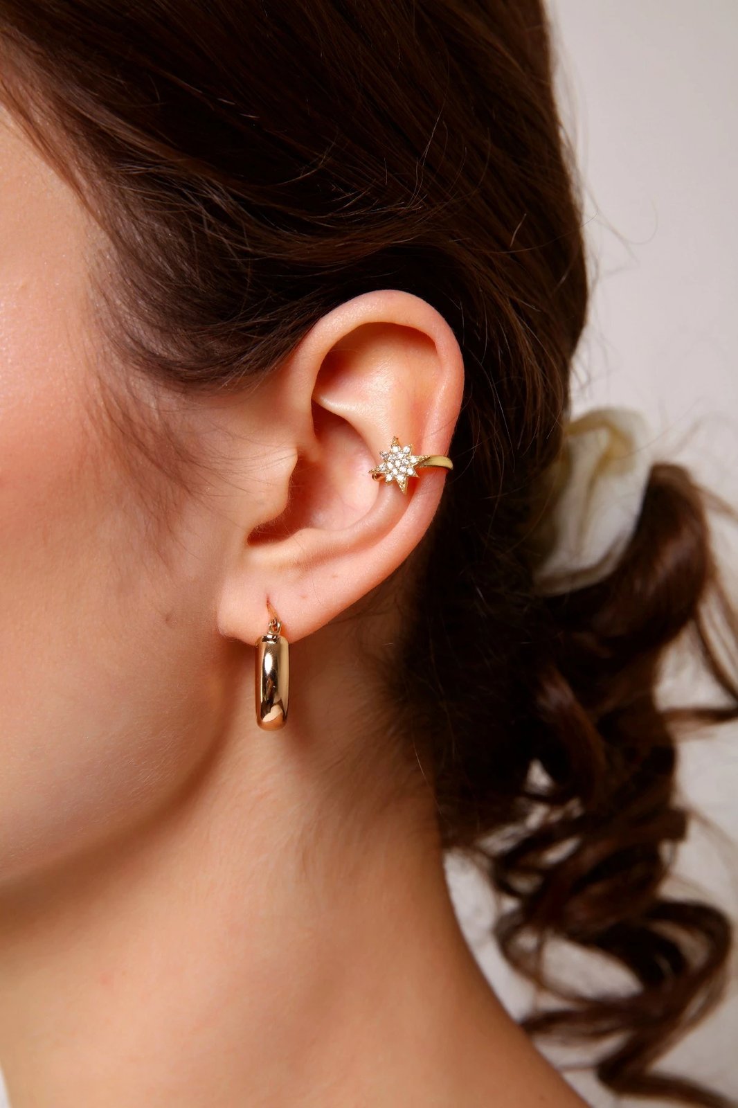 Vathë prej bronzi, ngjyrë ari, Jumeon, me gur zirkoni