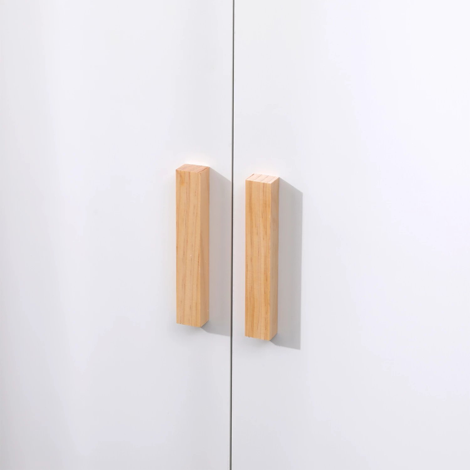 Dollap për fëmijë PASCHAL, ngjyrë e bardhë, këmbë prej druri pishe, 96x44x170cm