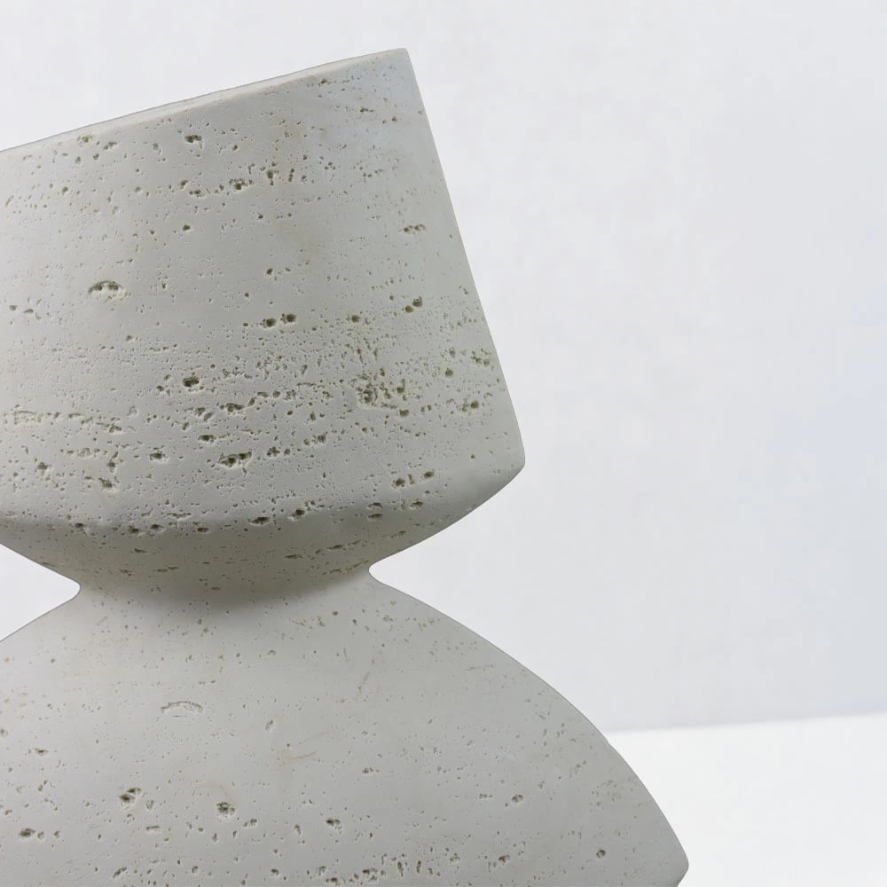 Vazo LOOMA III, rrëshirë, bezhë, 28.5x15.5x34.5cm