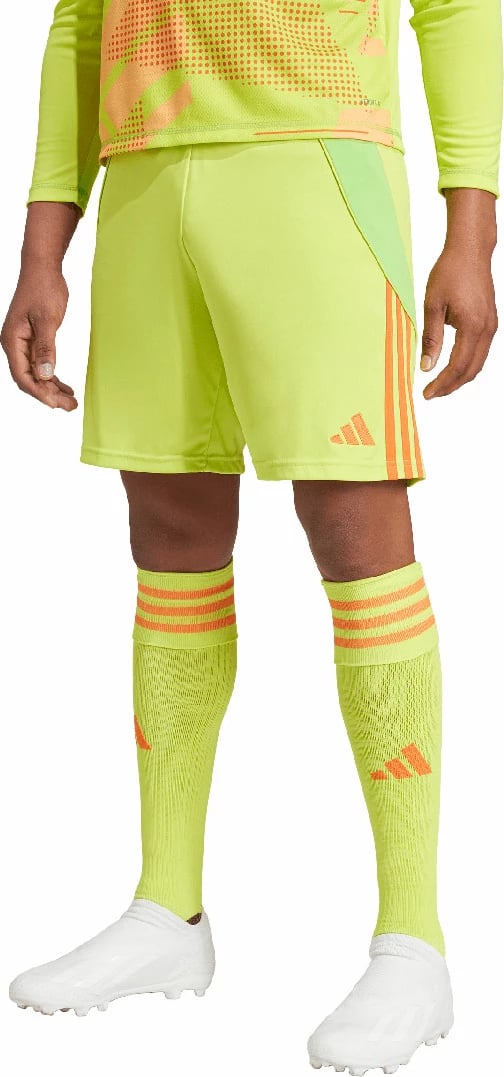 Shorce për meshkuj adidas, të verdha