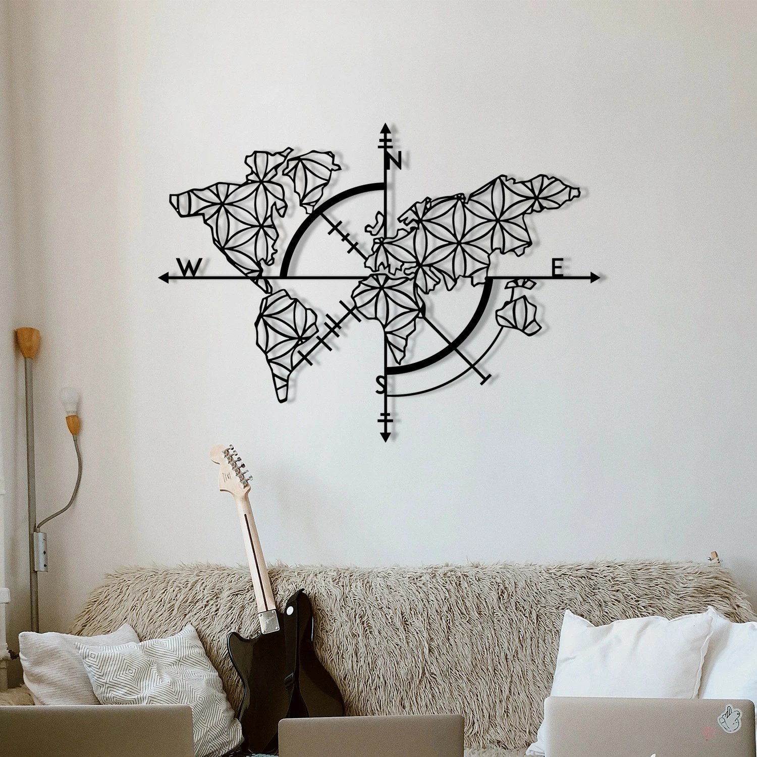 Aksesor dekorativ metalik për mur, Wallity Ritorno, ngjyrë e zezë, 97x70cm