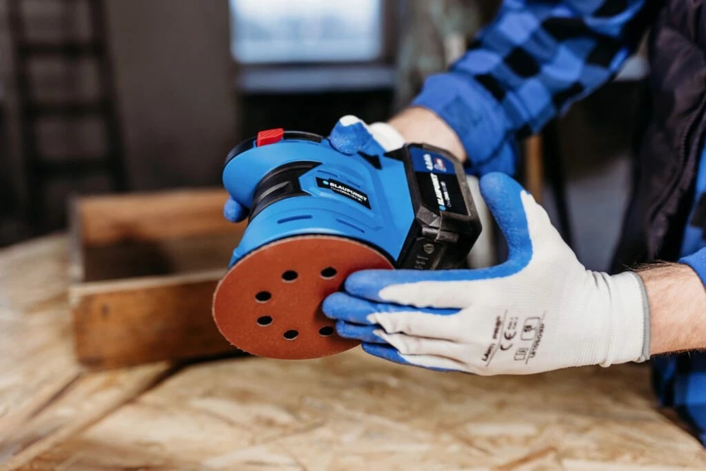 Lëmuese Detajesh BLAUPUNKT CO4010