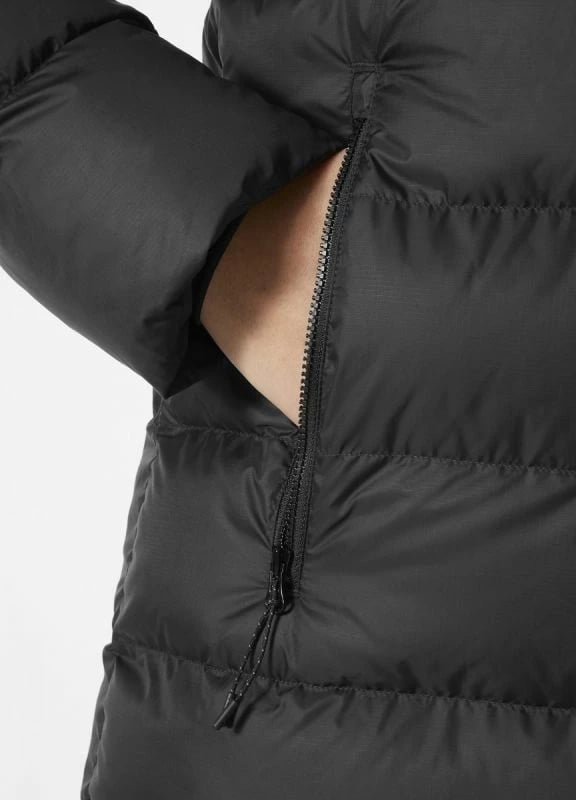 Jakne Helly Hansen për femra, e zezë