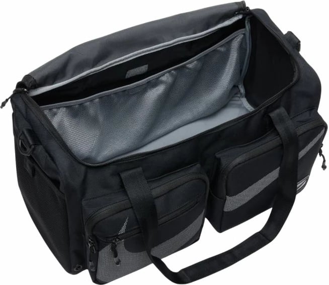 Çantë sportive Nike, e zezë