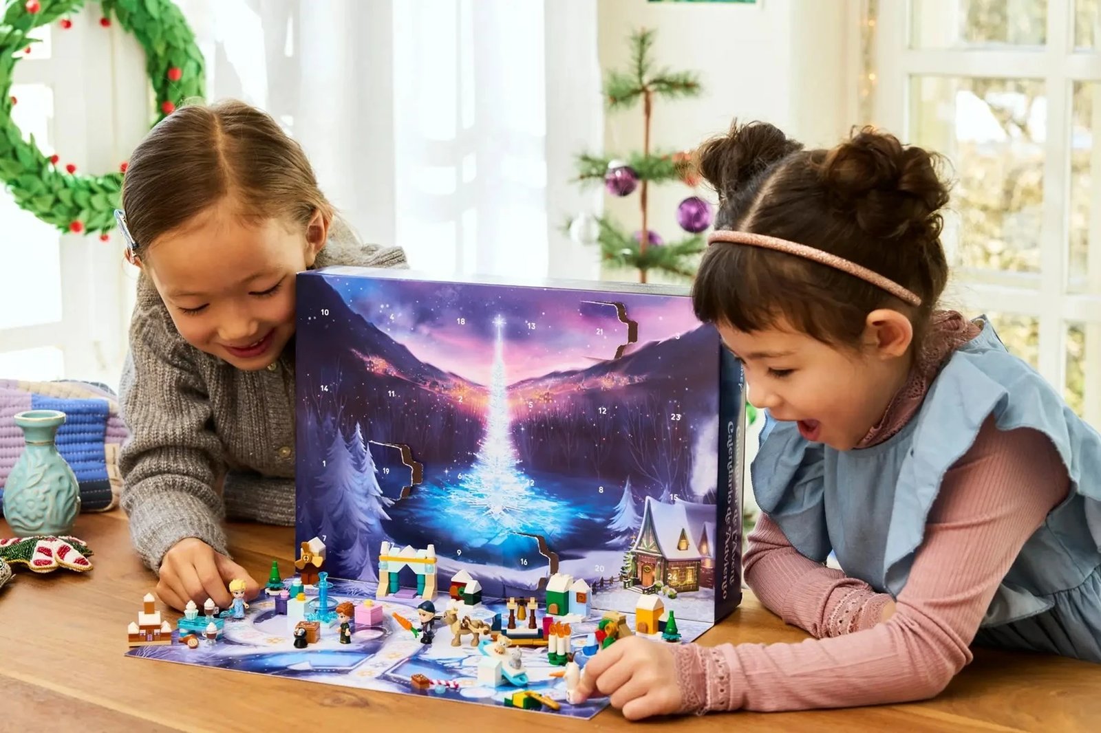 Kalendar adventi LEGO Disney 43273, 231 pjesë, 4 minifigura, Frozen