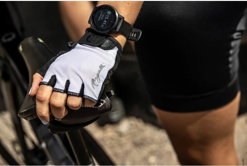 Doreza femra Yakimasport, të bardha