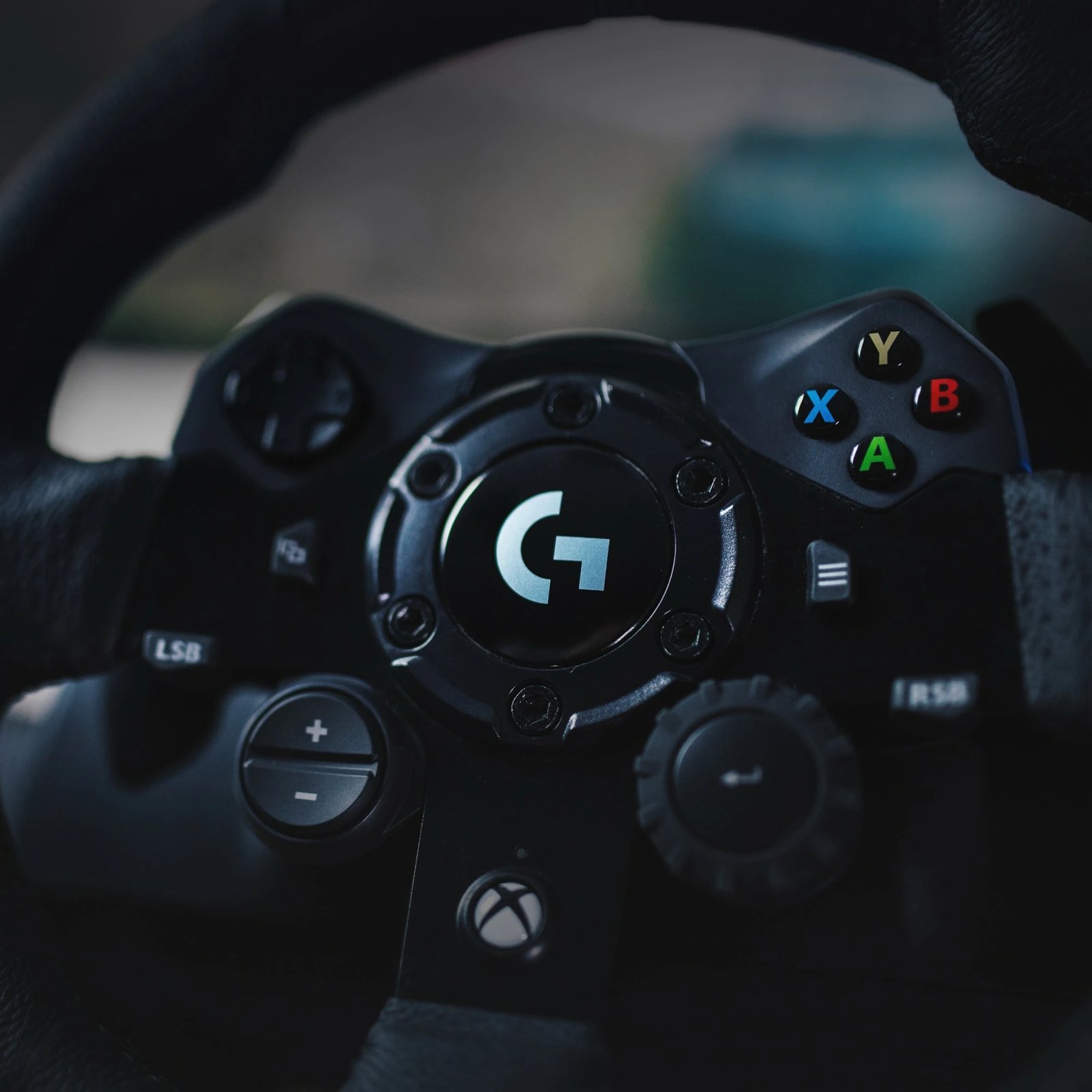 Timoni dhe Pedalet Logitech G923 për Xbox X|S, Xbox One dhe PC, 900°, I zi