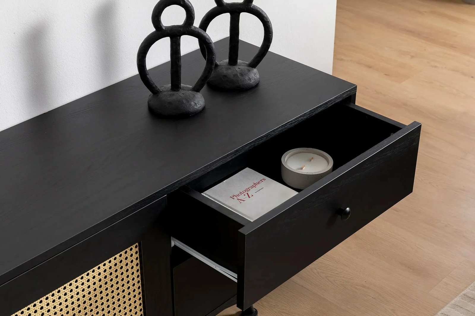 Komodë TV Skye Decor, Nala 180, e zezë