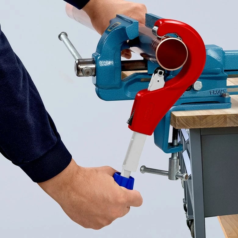 Prerëse tubash Knipex 90 31 03 BK, për bakër, bronz, çelik, 260mm, blu/kuqe