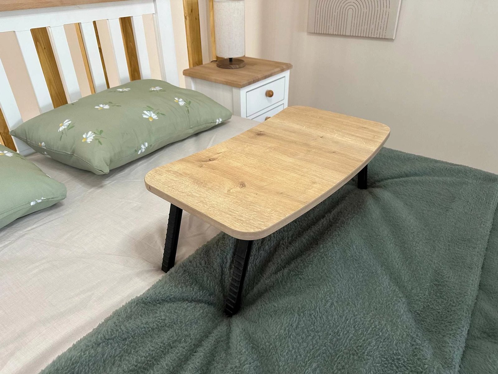 Tavolinë laptopi për qëndrim në këmbë, Hanah Home Milton, ngjyrë lisi safir