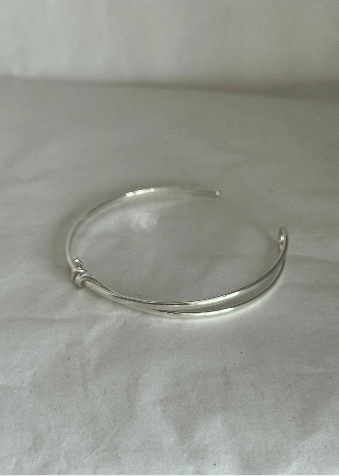 Byzylyk Jumeon, KPEGMSA1935, ngjyrë argjendi