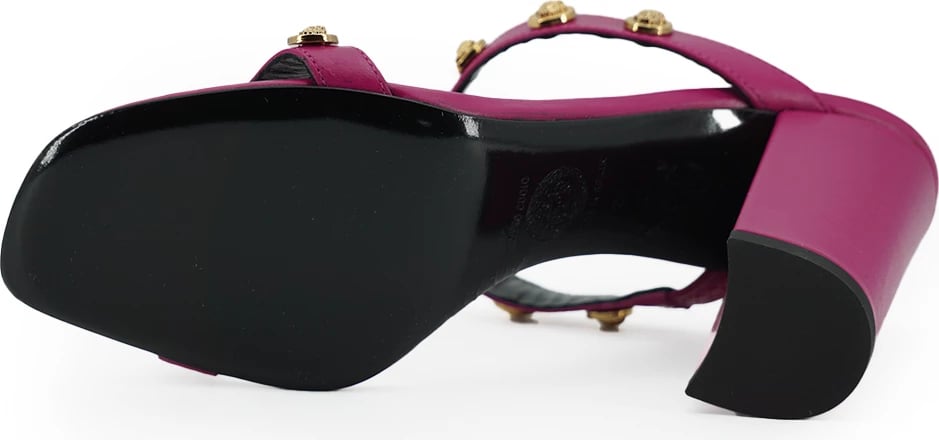 Sandale me taka për femra Versace, të vjollce