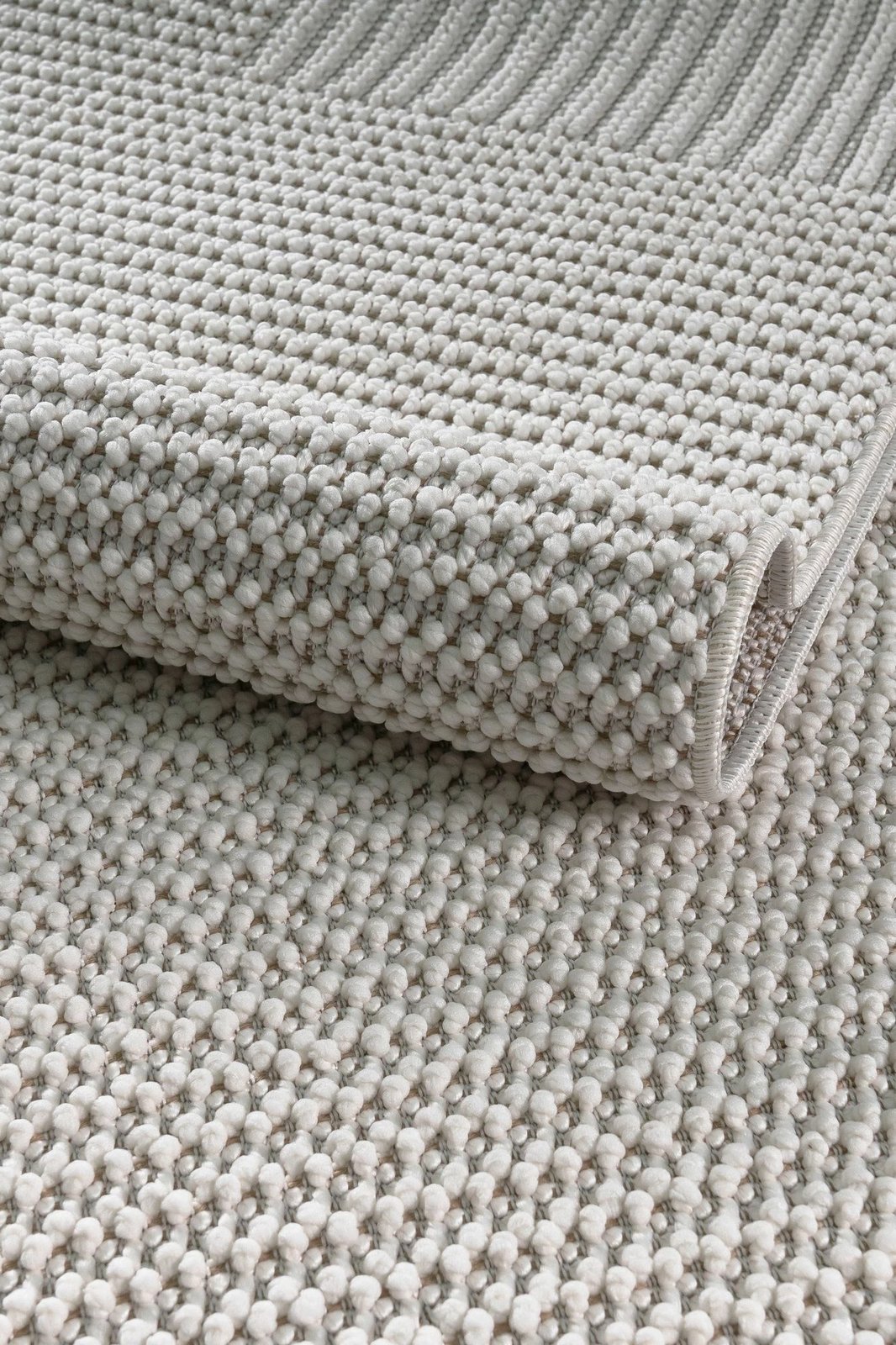 Qilim i bardhë, Conceptum Hypnose, 200x290cm, Korya