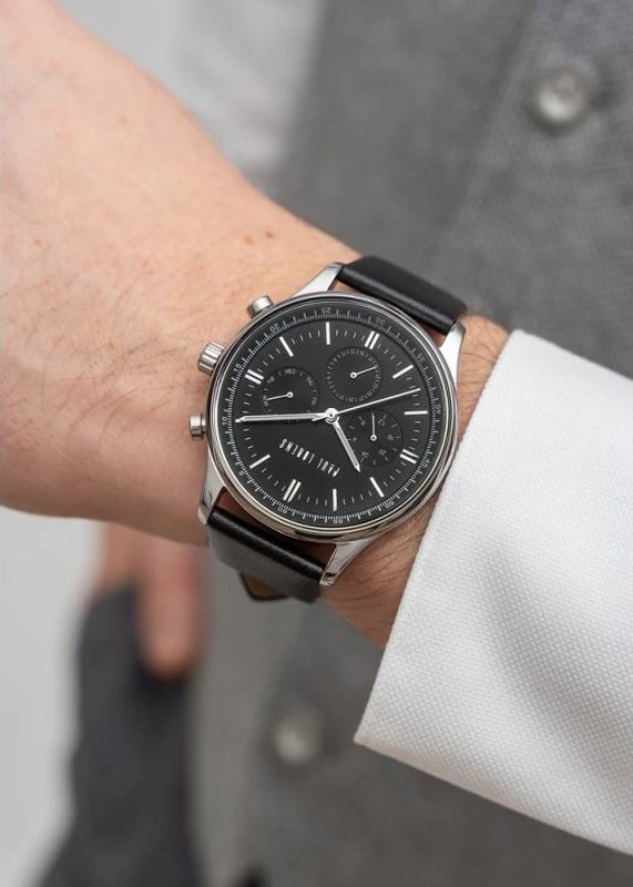 Orë dore për meshkuj Paul Lorens, e zezë