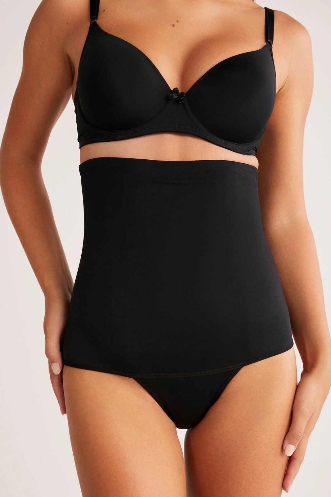 Korset për gra, ngjyrë e zezë, Jumeon, 1C13CKRK061.002.C00207