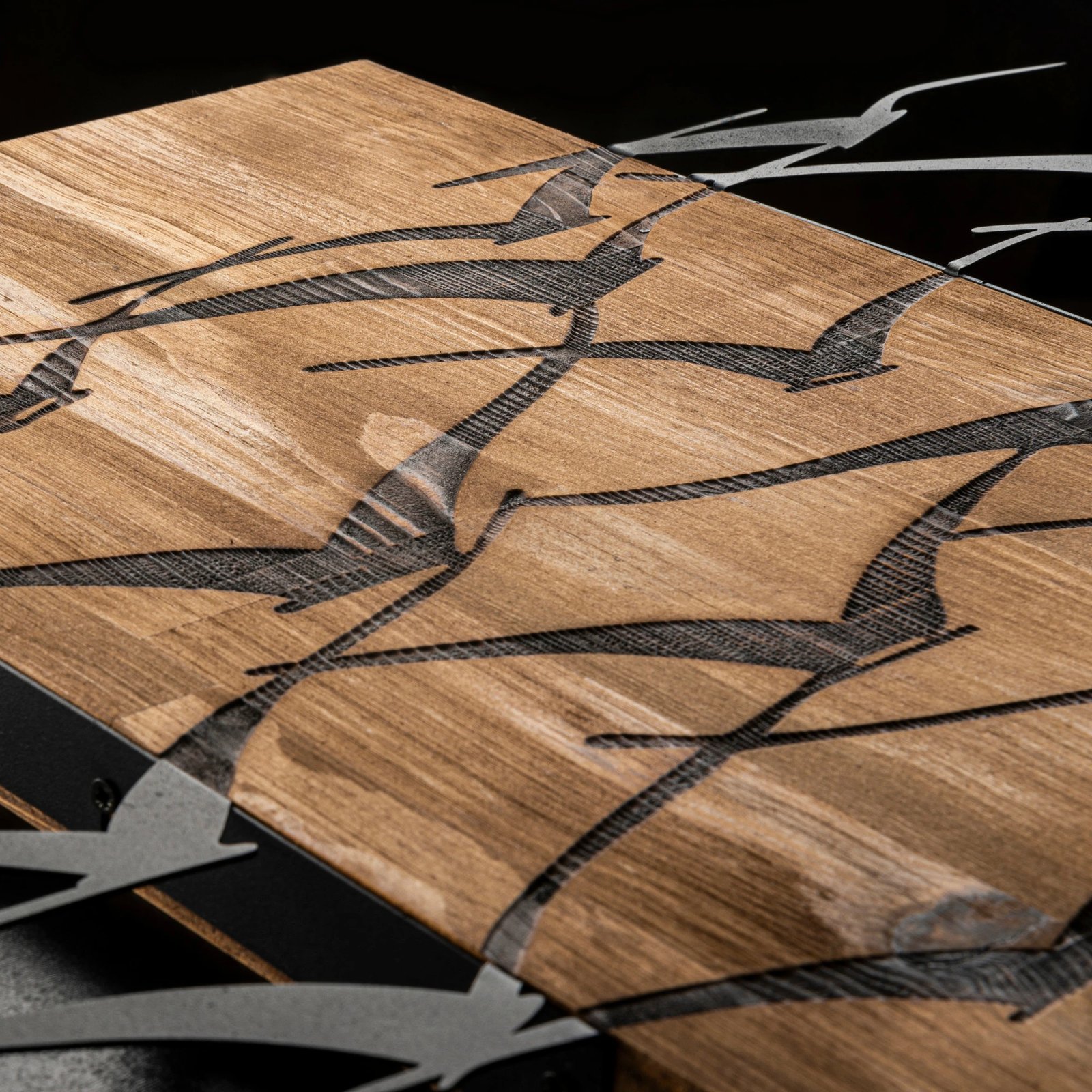 Aksesor dekorativ muri prej druri, Wallity, Migration, ngjyrë e zezë dhe arre, 86x58cm