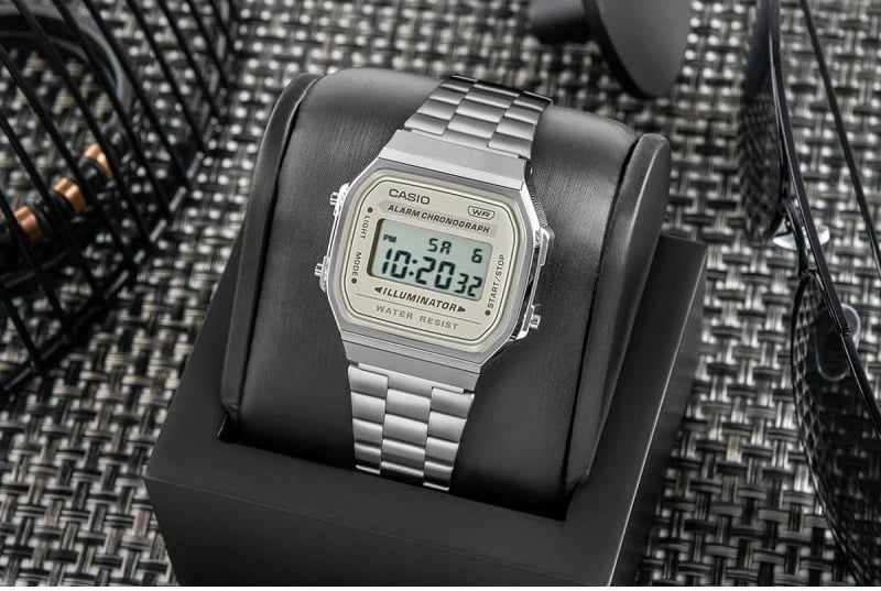 Orë dore për meshkuj CASIO, vintage, argjend
