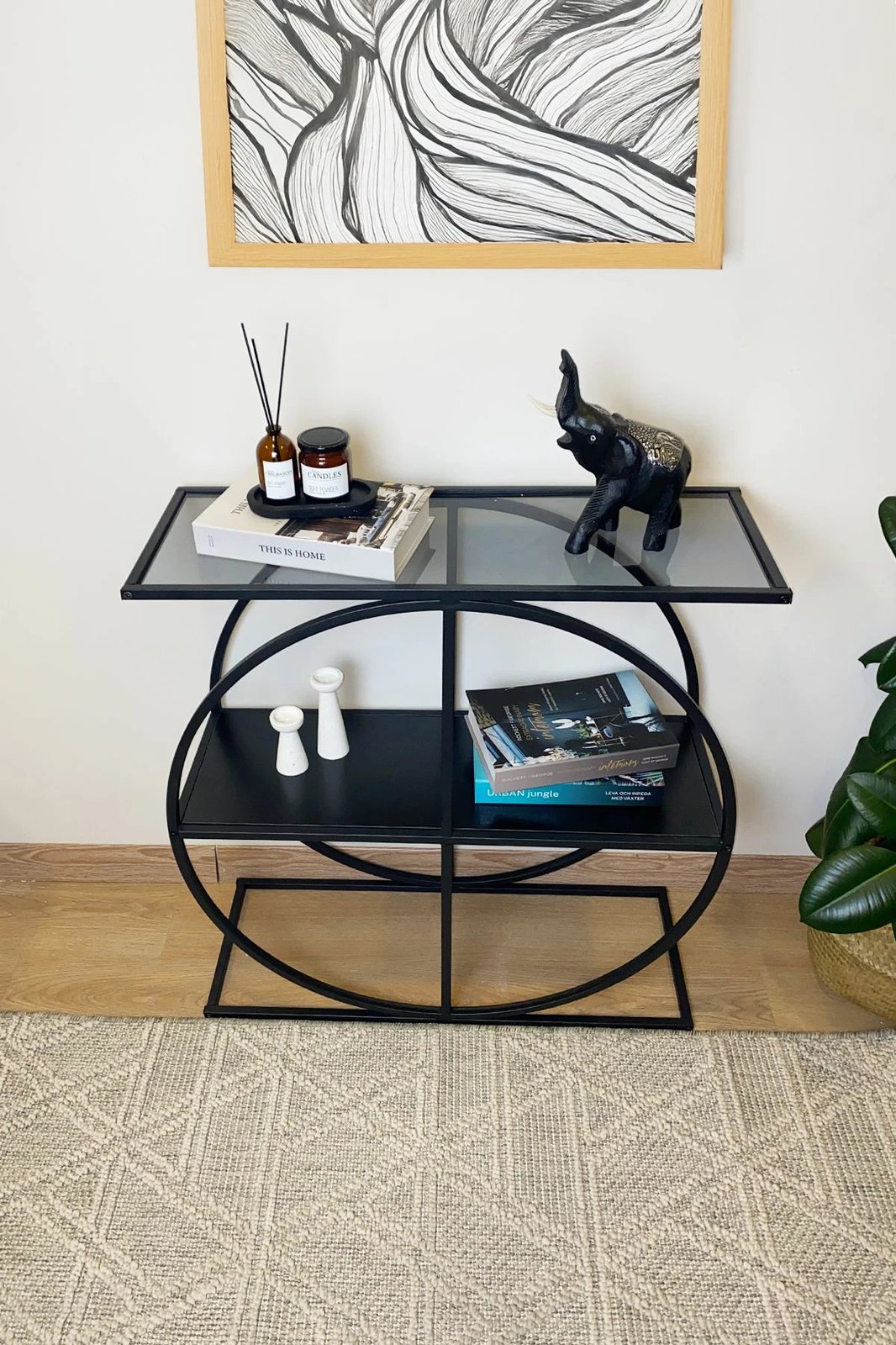 Komodë anësore Hanah Home, ngjyrë e zezë dhe fume