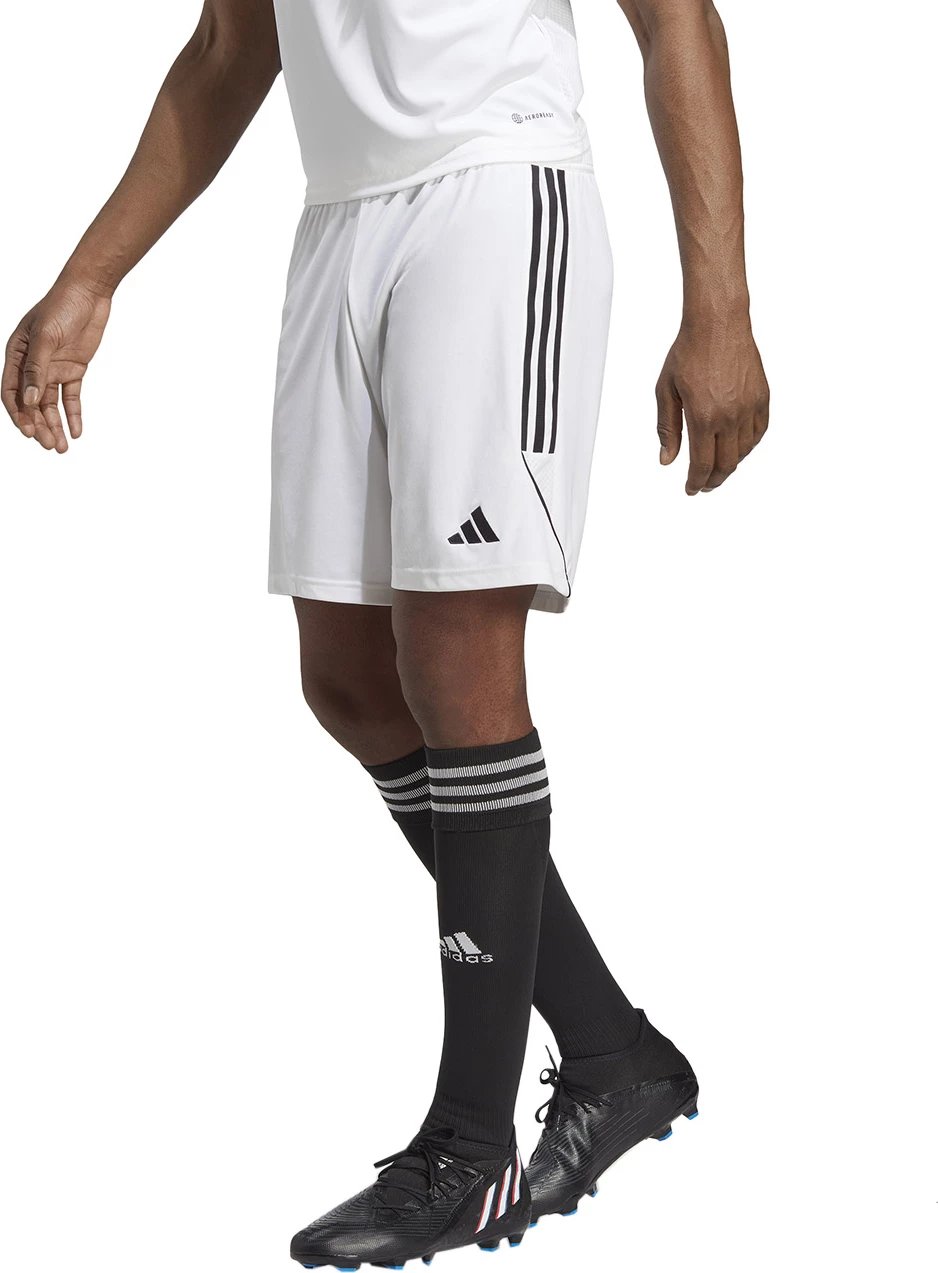 Shorce për meshkuj adidas, të bardha