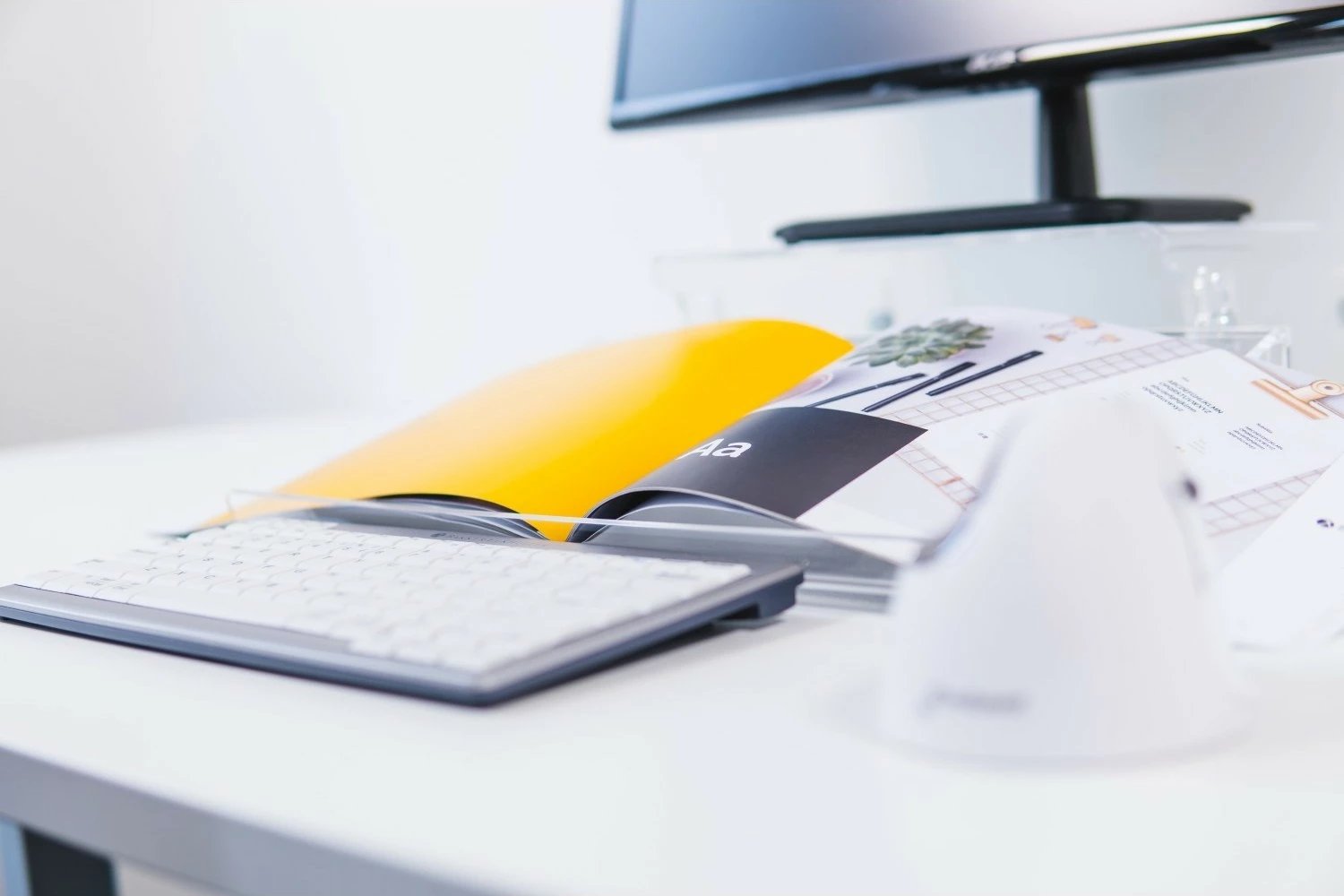 Mbajtës dokumentesh BakkerElkhuizen FlexDoc Cristal Clear, plastikë transparente Mbajtës dokumentesh BakkerElkhuizen FlexDoc Cristal Clear, plastikë transparente