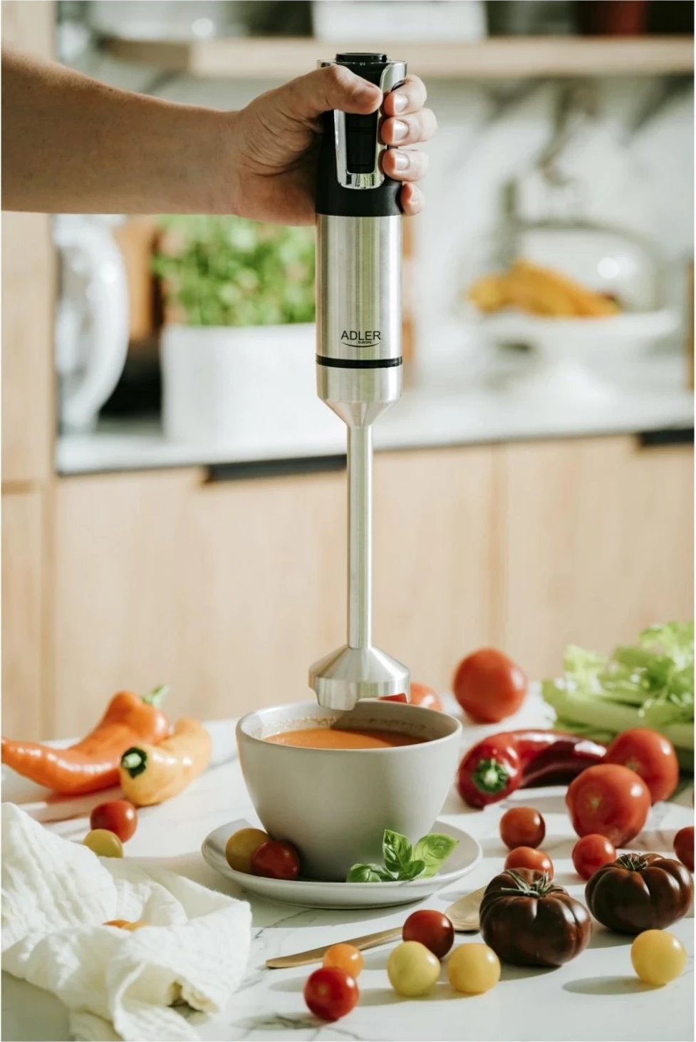 Blender manual Adler AD 4627, 1200W, 20 shpejtësi, zi-argjendtë