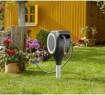 Kasetë automatike për zorrë uji Gardena RollUp S, 15m, kënd rrotullimi 360°, e zezë/gri
