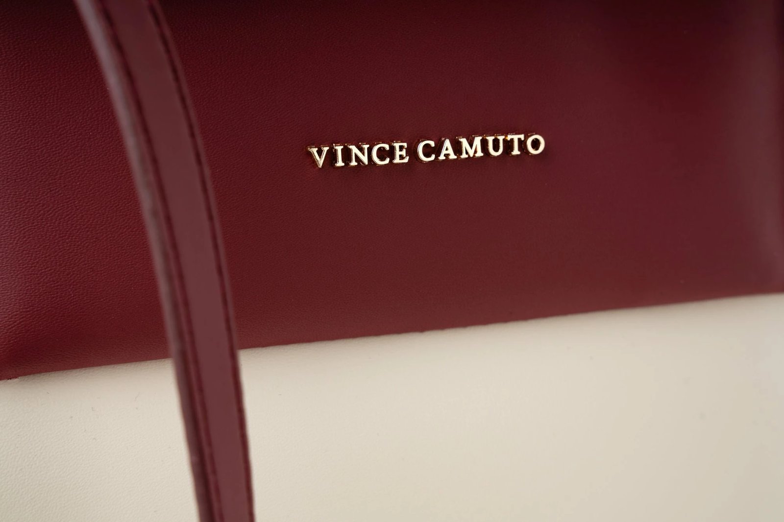 Tote bag, ngjyrë krem dhe e kuqe claret, Vince Camuto, Umbria