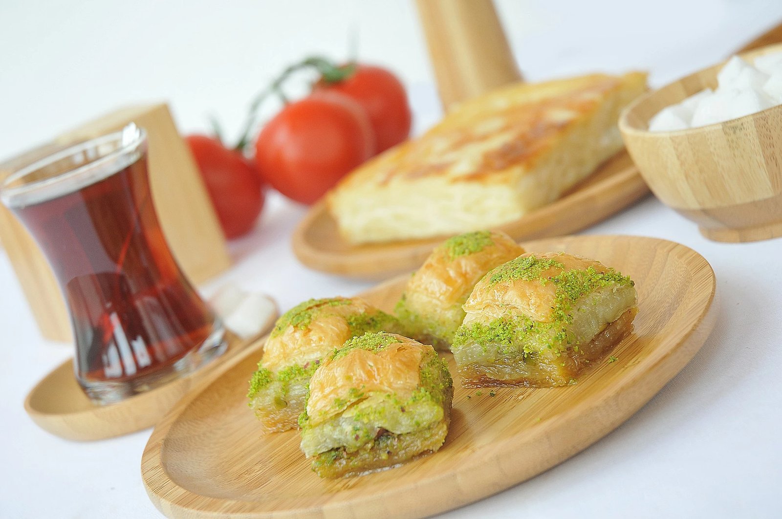 Pjatë bambuje, ngjyrë arre, Hermia Concept, Penne 201