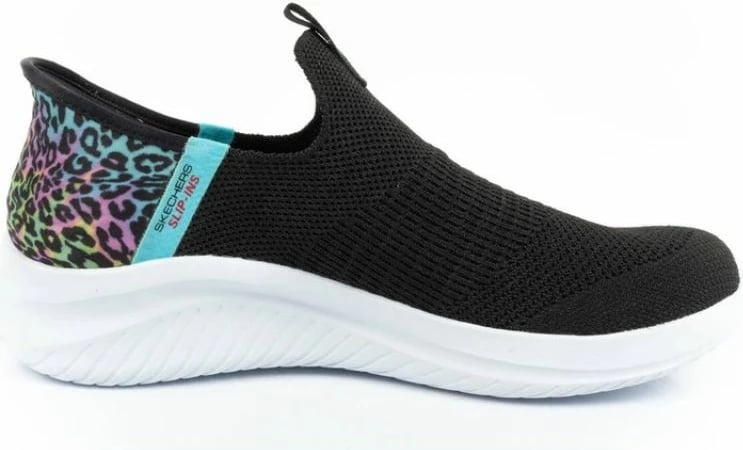 Atlete femra Skechers, të zeza