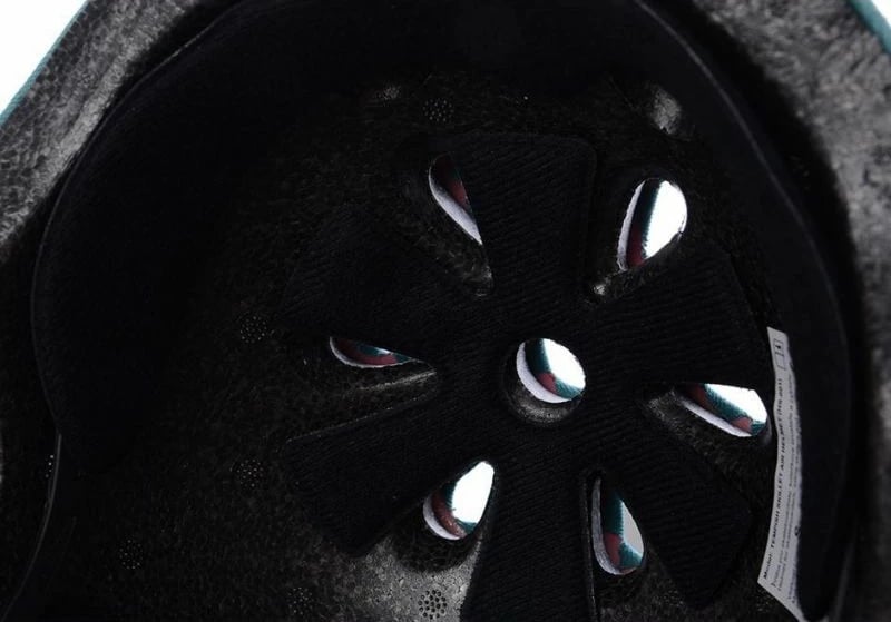 Helmetë Tempish për të gjithë, ngjyrë të bardhë Helmetë Tempish për të gjithë, ngjyrë të bardhë