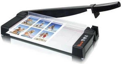 Prerëse letre Peach PC300-01 A4, e zezë