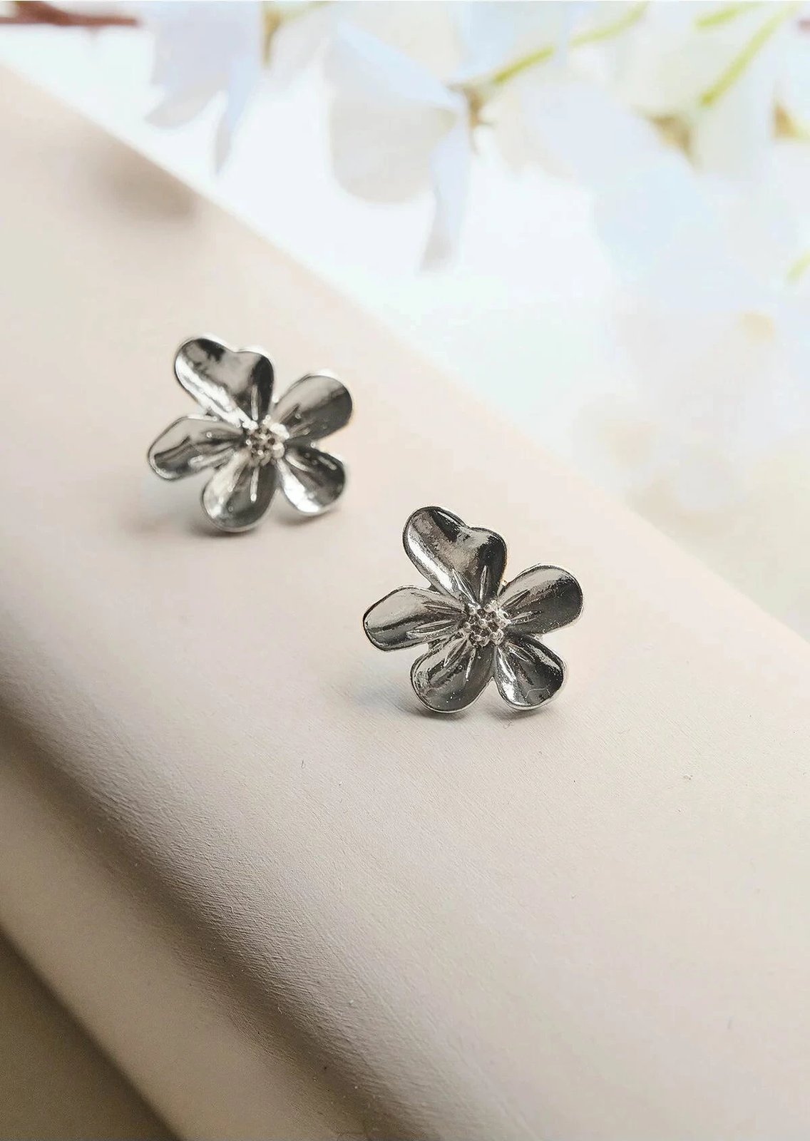 Vathë argjendi Jumeon, Gms-Cckkp