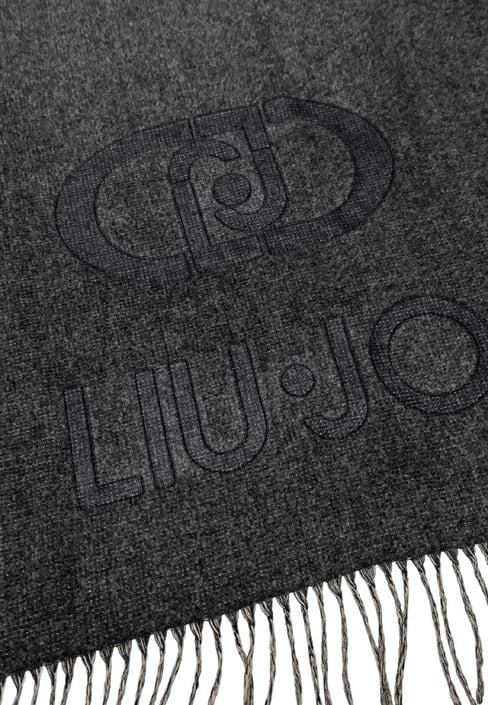 shall femra Liu Jo e zezë