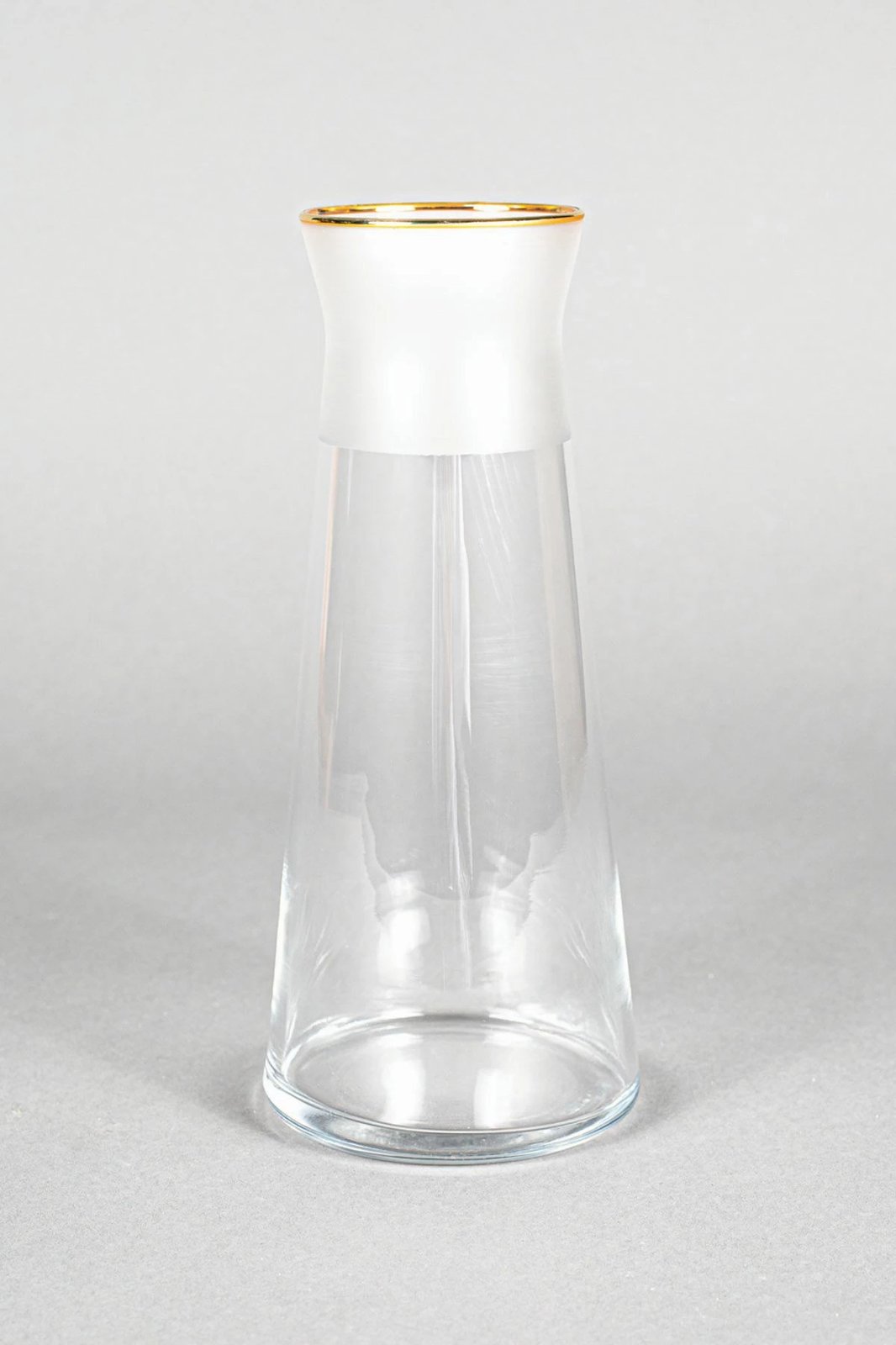 Shishe prej qelqi, ngjyrë ari, Hermia Concept, Nish