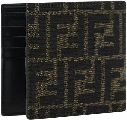 Kuletë Fendi, kafe