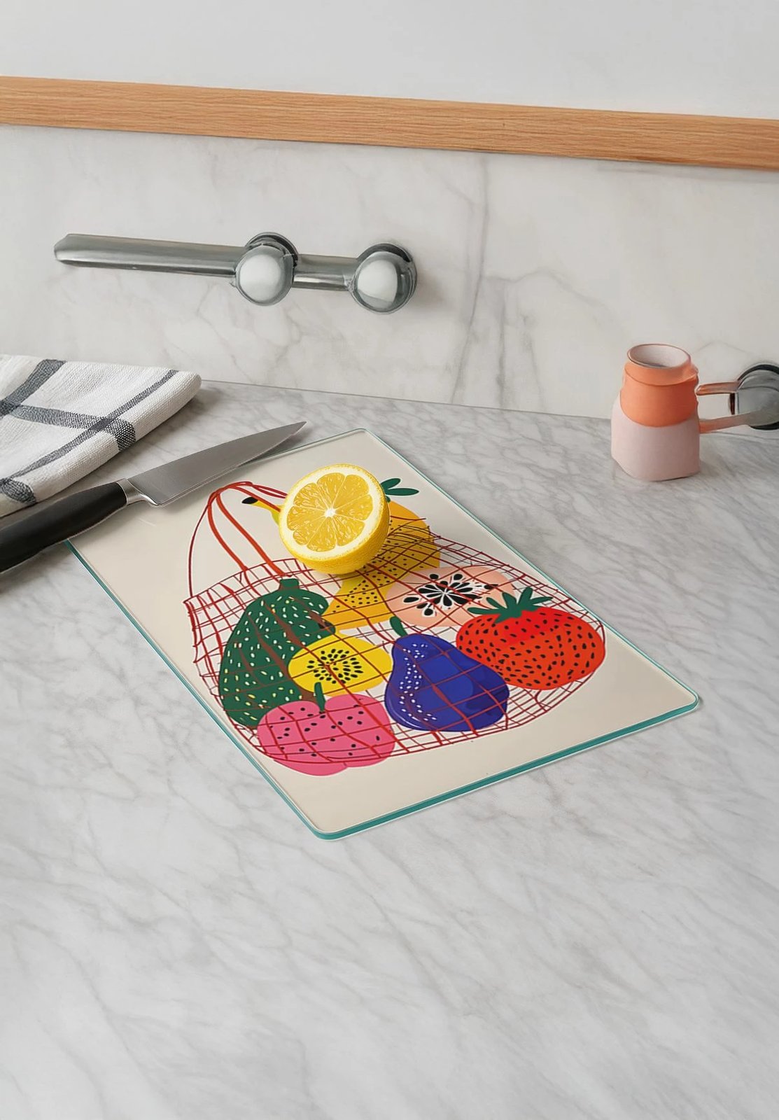 Dërrasë prerëse Hermia, qelq i temperuar, shumëngjyrëshe, Kes-00017, 30x40cm Dërrasë prerëse Hermia, qelq i temperuar, shumëngjyrëshe, Kes-00017, 30x40cm