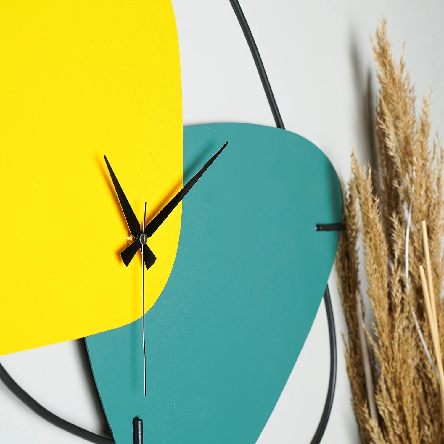 Orë muri dekorative metalike Wallity, Brazil, e verdhë dhe e gjelbër