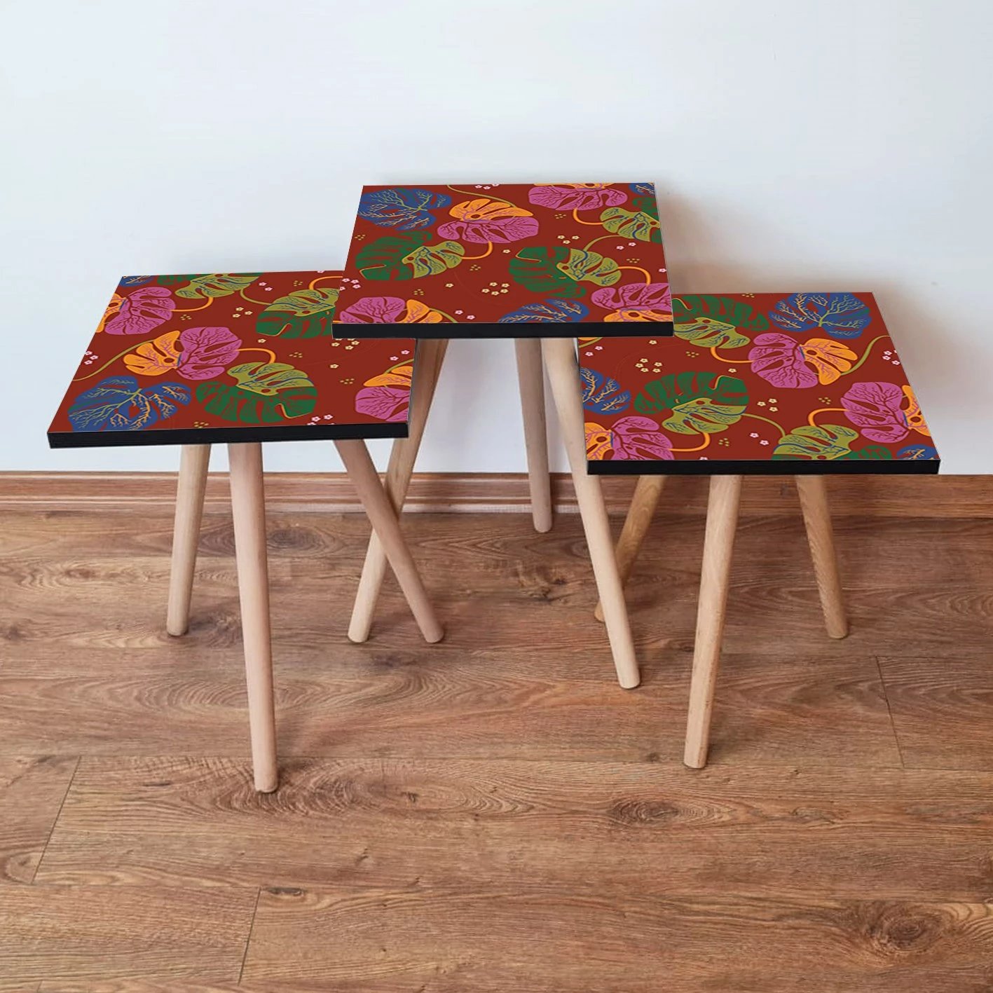 Set tavolinash ndihmëse, 3 copë, Skye Decor, shumëngjyrëshe, 3Shp140