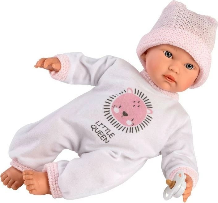 Kukull bebe Llorens Cuquita 30 cm, me zë, me pajacyk dhe kapelë rozë