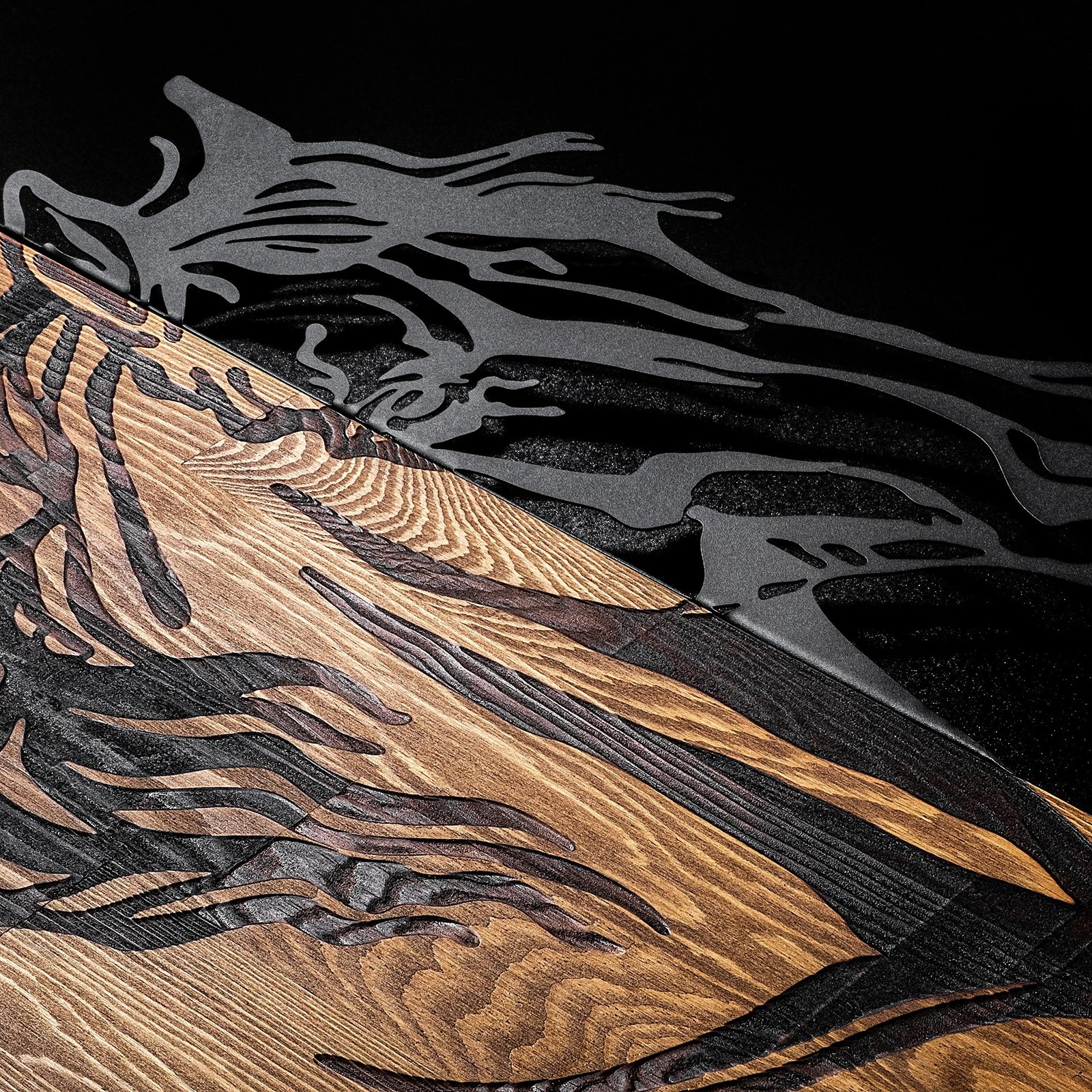 Aksesor dekorativ për mur, dru, motiv kali, Wallity, ngjyrë arre dhe e zezë, 48x57cm