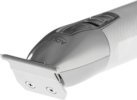 Makinë rroje trimmer Adler AD 2836, bateri 1400 mAh, teh qeramik me veshje titan gri, USB‑C, gjatësia pa kapak 0.9 mm, argjendtë, set me 4 krehra