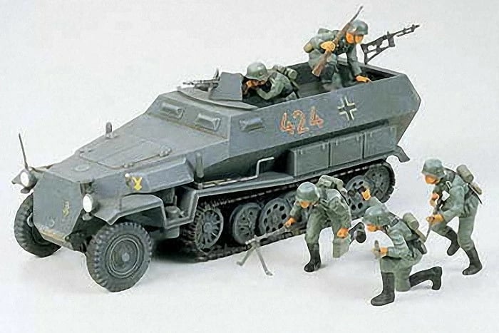 Model plastik Tamiya Hanomag Sd kfz 251/1, 1:35, me figura, Gri