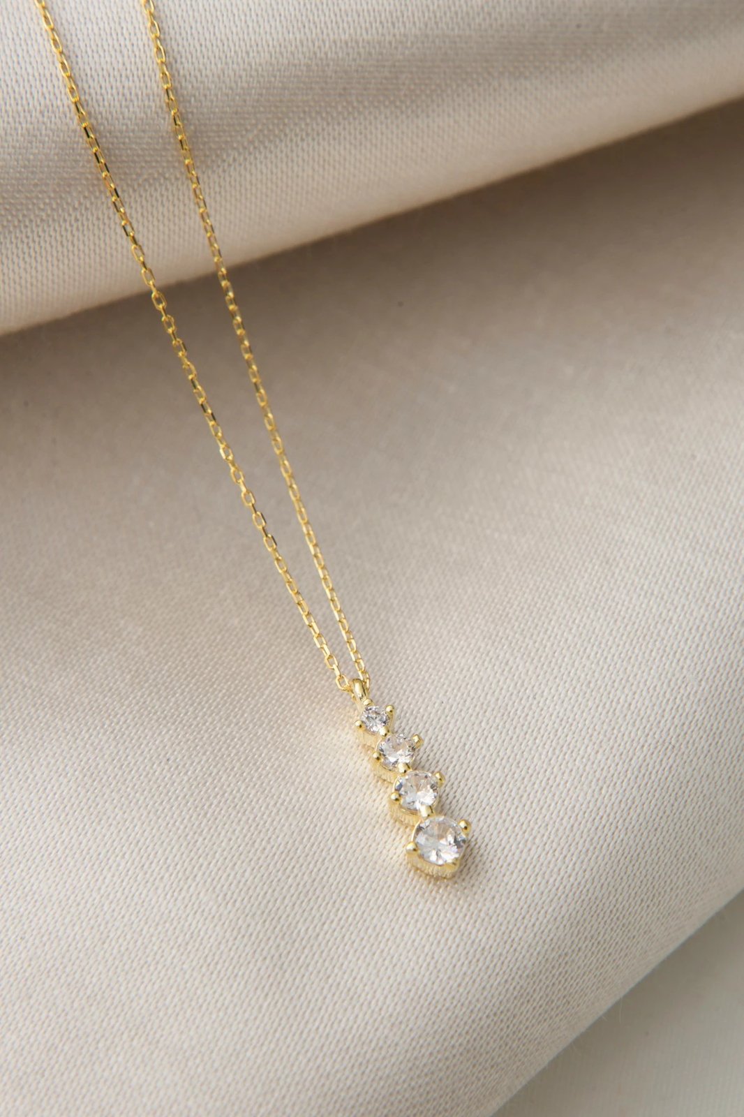 Varëse argjendi me thekse ari, Jumeon, ELKYS60018A