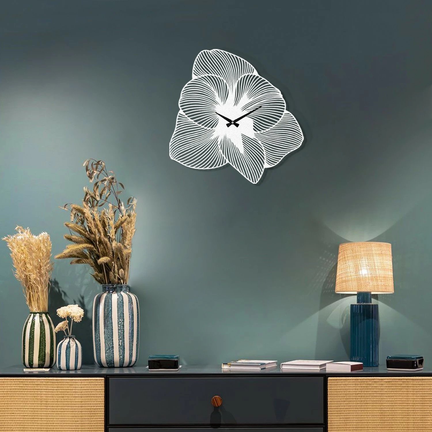 Orë muri dekorative metalike Wallity, Azalea, e bardhë, 49x49cm