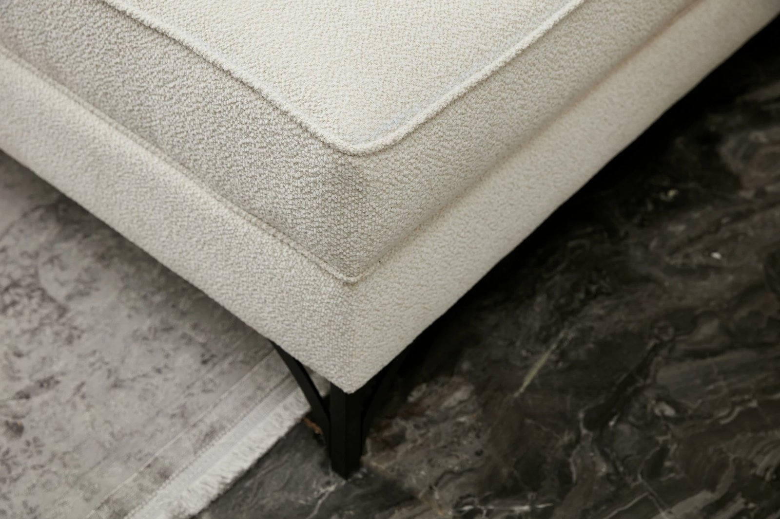 Këndare Atelier del Sofa, Berlin majtas, krem, ar